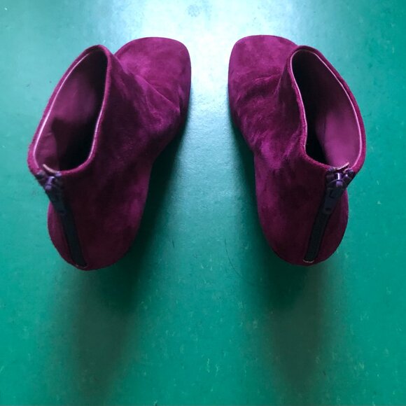 Khaite purple suede boots size 40 EUC - Picture 3 of 4